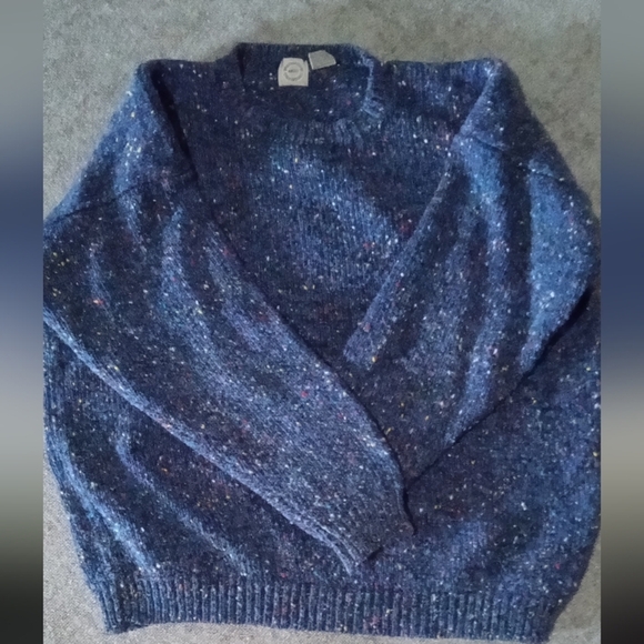 Elegant Navy Speckled Crew Neck Sweater - Picture 2 of 4
